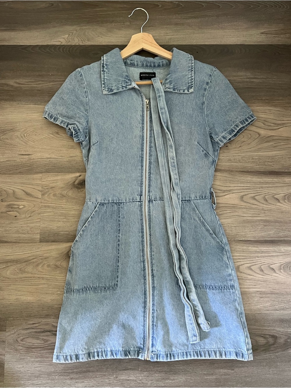 White Fox misbehave light Wash Denim Zip Front Mini Dress with Tie Waist - Picture 3 of 4